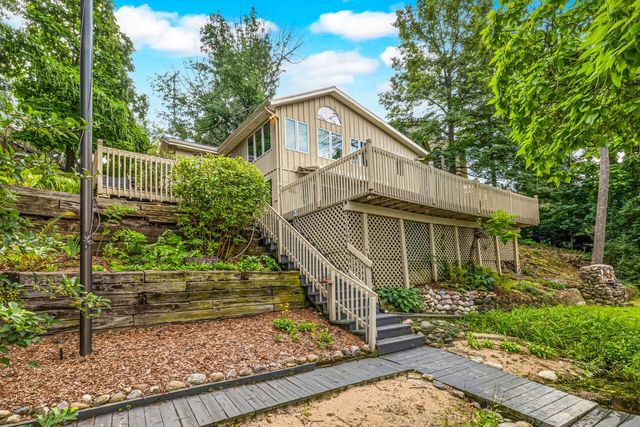 W332N6481 County Road C, Nashotah, WI 53058