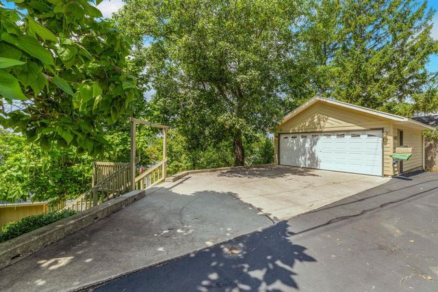 W332N6481 County Road C, Nashotah, WI 53058