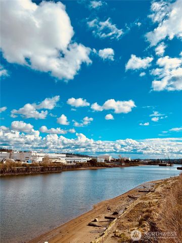 1450 S Donovan Street, Seattle, WA 98108