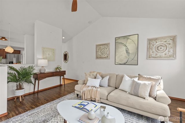 1450 S Donovan Street, Seattle, WA 98108