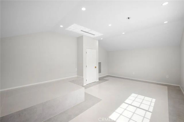 10510 Helendale Avenue, Tujunga, CA 91042