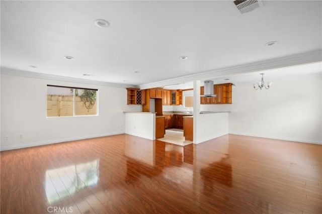 10510 Helendale Avenue, Tujunga, CA 91042