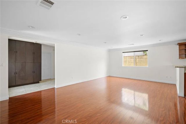 10510 Helendale Avenue, Tujunga, CA 91042