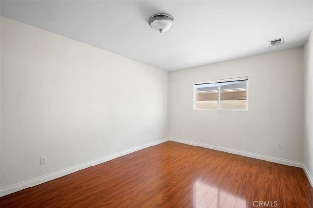 10510 Helendale Avenue, Tujunga, CA 91042