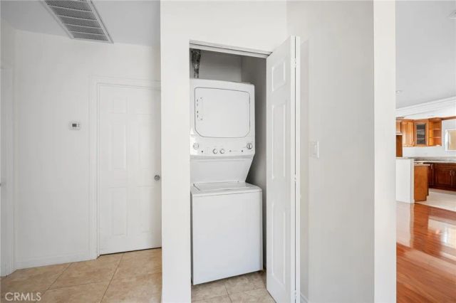 10510 Helendale Avenue, Tujunga, CA 91042