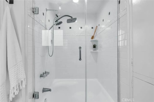 869 Cumberland Road, Glendale, CA 91202