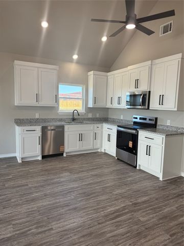 300 Rike Road, Mabank, TX 75147