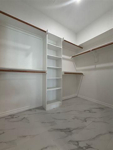 300 Rike Road, Mabank, TX 75147