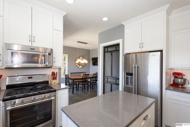 5512 N 284th Circle, Valley, NE 68064