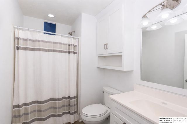 5512 N 284th Circle, Valley, NE 68064
