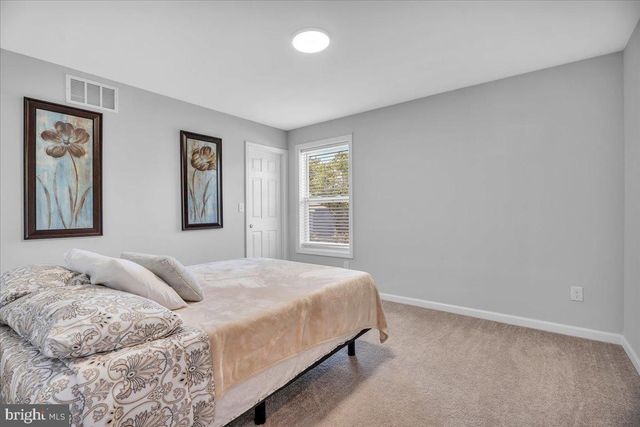546 JACKSON RD, Atco, NJ 08004