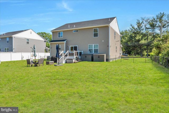 546 JACKSON RD, Atco, NJ 08004