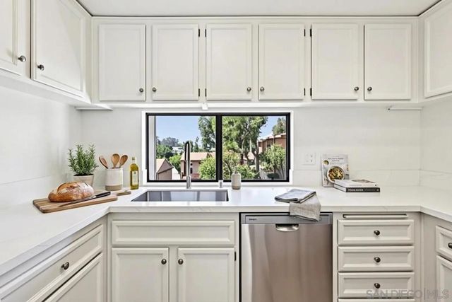 6184 Agee St 186, San Diego, CA 92122