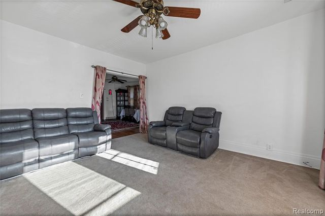 11428 Lumpkin Street, Hamtramck, MI 48212