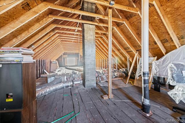 11428 Lumpkin Street, Hamtramck, MI 48212