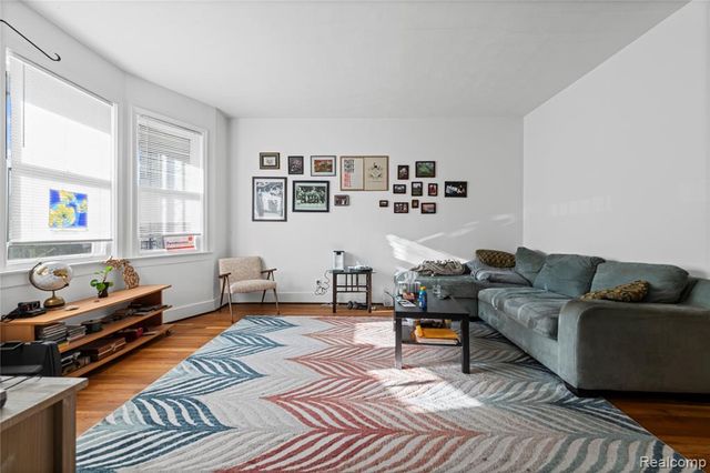 11428 Lumpkin Street, Hamtramck, MI 48212