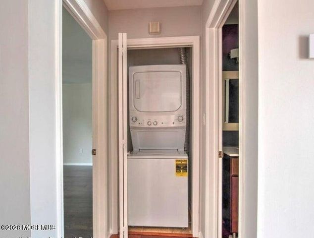 20 Tower Hill Drive 1009, Red Bank, NJ 07701