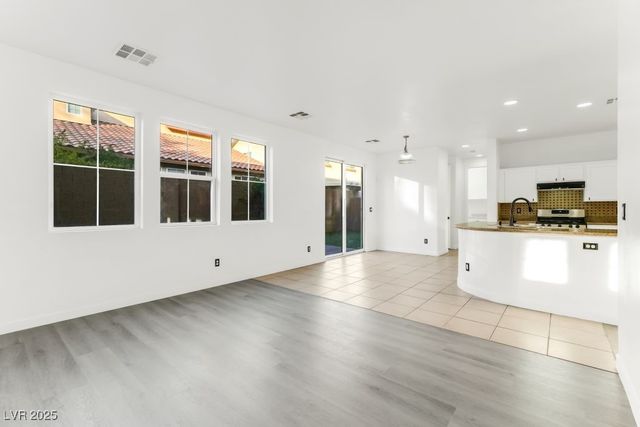 3412 Sunrise Rose Avenue, North Las Vegas, NV 89031