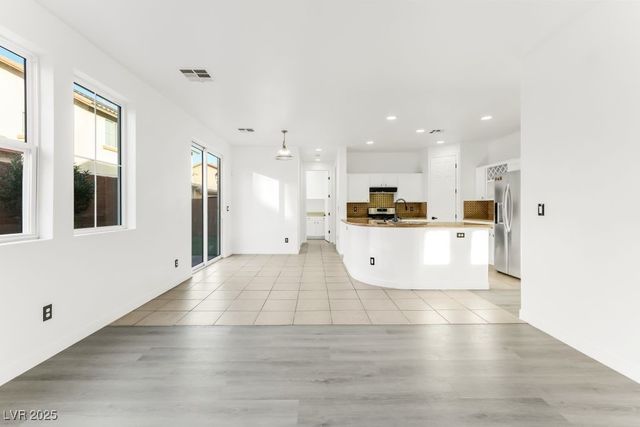 3412 Sunrise Rose Avenue, North Las Vegas, NV 89031