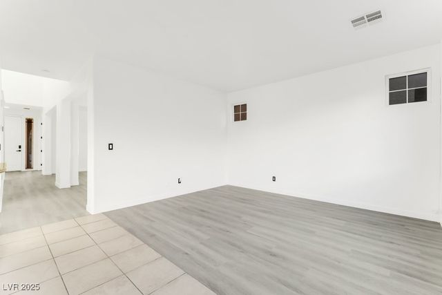 3412 Sunrise Rose Avenue, North Las Vegas, NV 89031