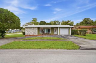 2301 NW 37th Avenue, Lauderdale Lakes, FL 33311