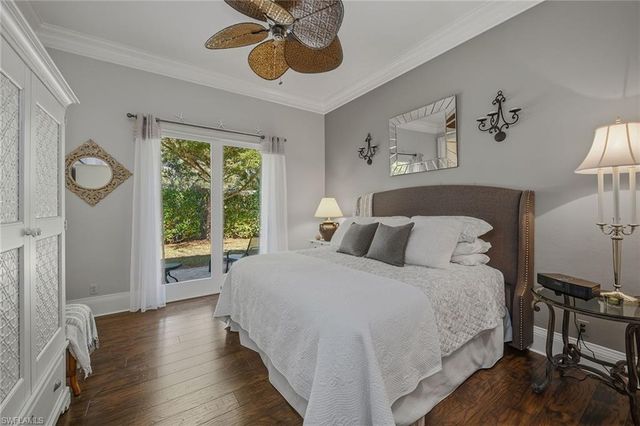 3837 Mahogany Bend DR, Naples, FL 34114