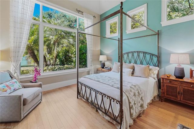 3837 Mahogany Bend DR, Naples, FL 34114