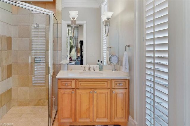 3837 Mahogany Bend DR, Naples, FL 34114