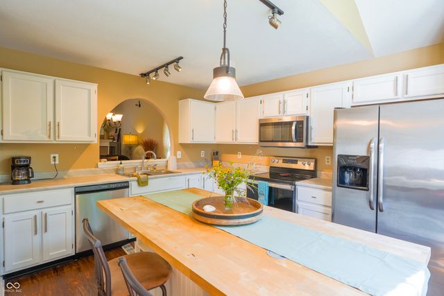 326 McClure Boulevard, Mooresville, IN 46158