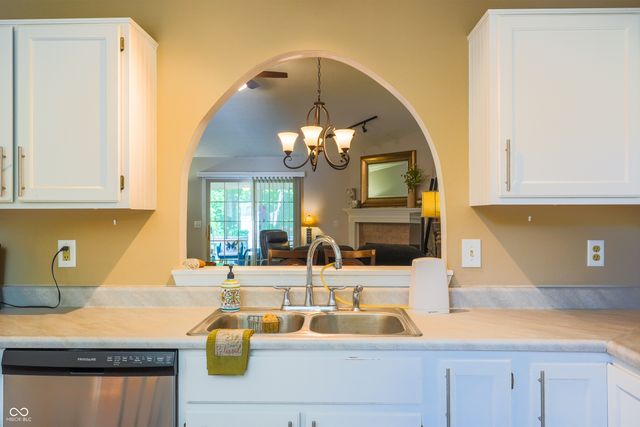 326 McClure Boulevard, Mooresville, IN 46158