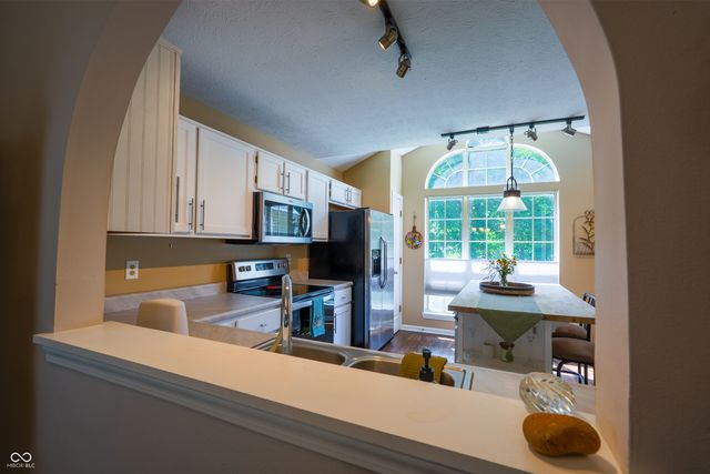 326 McClure Boulevard, Mooresville, IN 46158