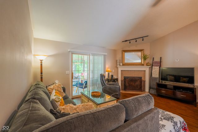 326 McClure Boulevard, Mooresville, IN 46158