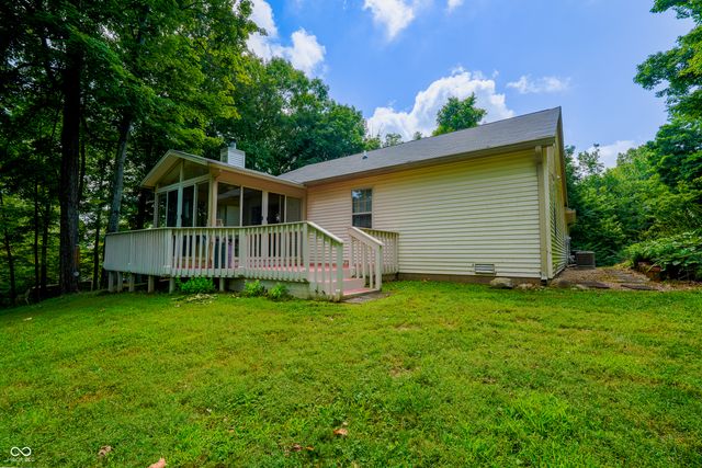 326 McClure Boulevard, Mooresville, IN 46158