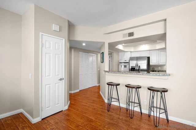 8603 Via Mallorca D, La Jolla, CA 92037