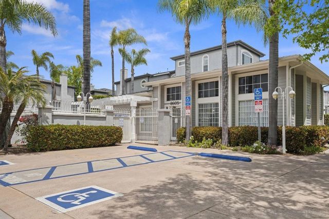 8603 Via Mallorca D, La Jolla, CA 92037