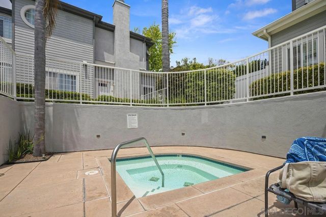8603 Via Mallorca D, La Jolla, CA 92037