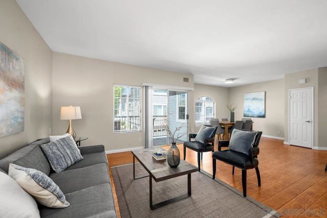 8603 Via Mallorca D, La Jolla, CA 92037