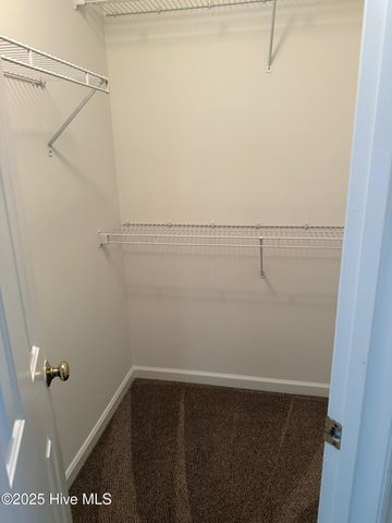 136 Kensington Way, Aberdeen, NC 28315
