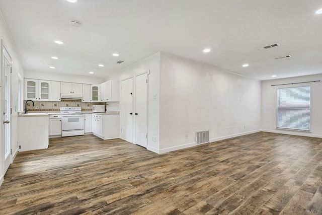 1505 Timberline Drive, Plano, TX 75074