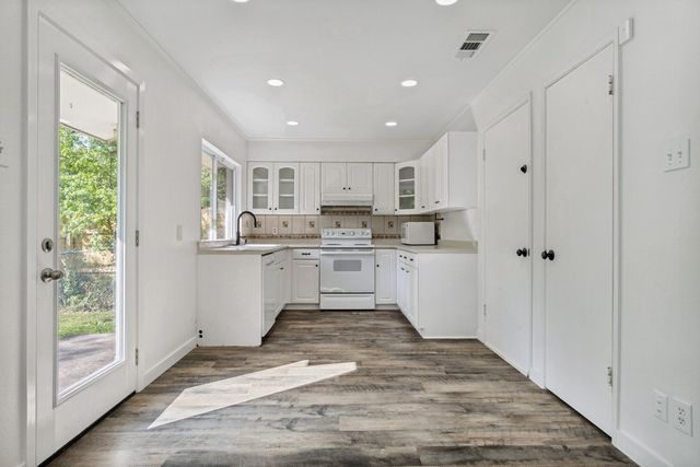 1505 Timberline Drive, Plano, TX 75074