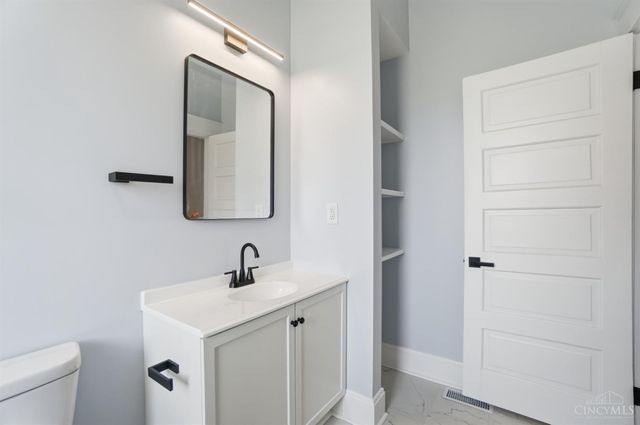 112 Bacon Street, Lockland, OH 45215