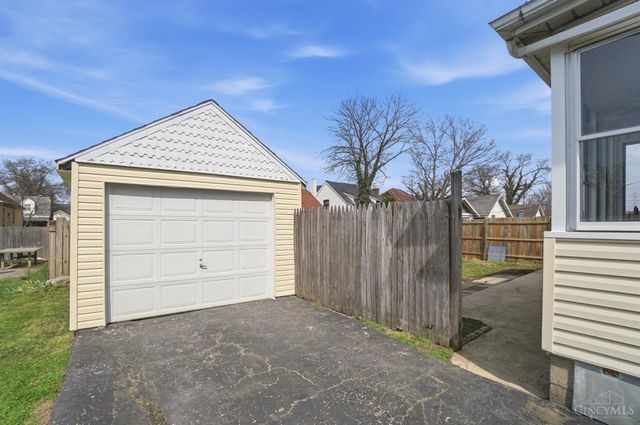 112 Bacon Street, Lockland, OH 45215