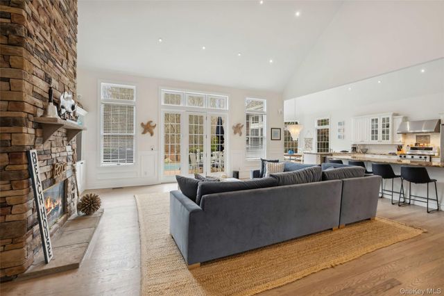 21 Corbett Drive, East Quogue, NY 11942