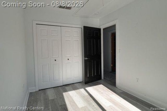 8819 Lagoon, Hamburg Township, MI 48116