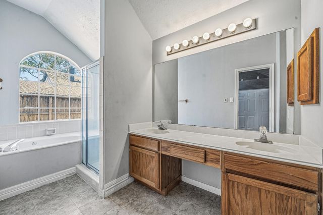 15974 Oak Mountain Drive, Houston, TX 77095