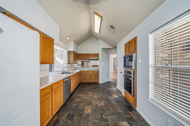 15974 Oak Mountain Drive, Houston, TX 77095