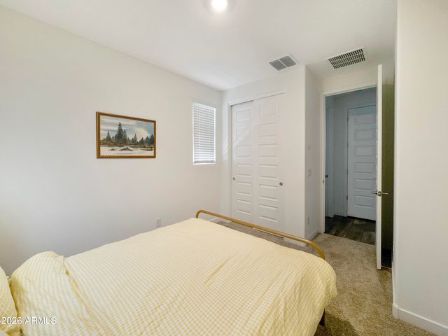 8327 E PETUNIA Avenue, Mesa, AZ 85212