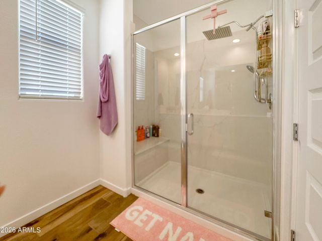 8327 E PETUNIA Avenue, Mesa, AZ 85212