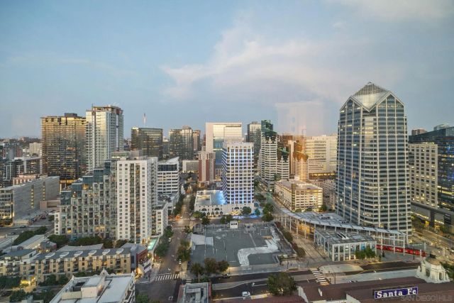 1199 Pacific Hwy 3202, San Diego, CA 92101