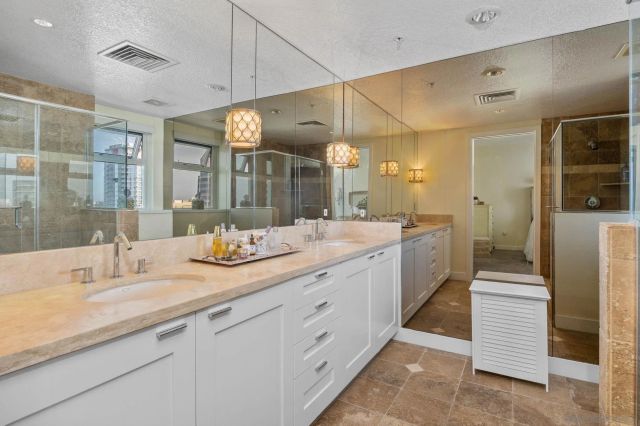 1199 Pacific Hwy 3202, San Diego, CA 92101